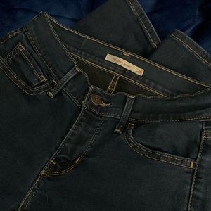 Dark Blue Levi’s Skinny Jeans
